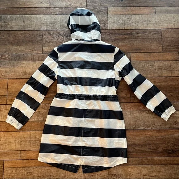 JOULES Right as Rain French Navy Stripe Golightly Raincoat Size 6 Packable - Picture 13 of 16
